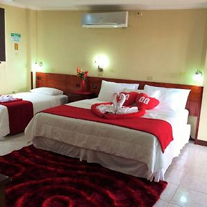 Hotel Los Algarrobos